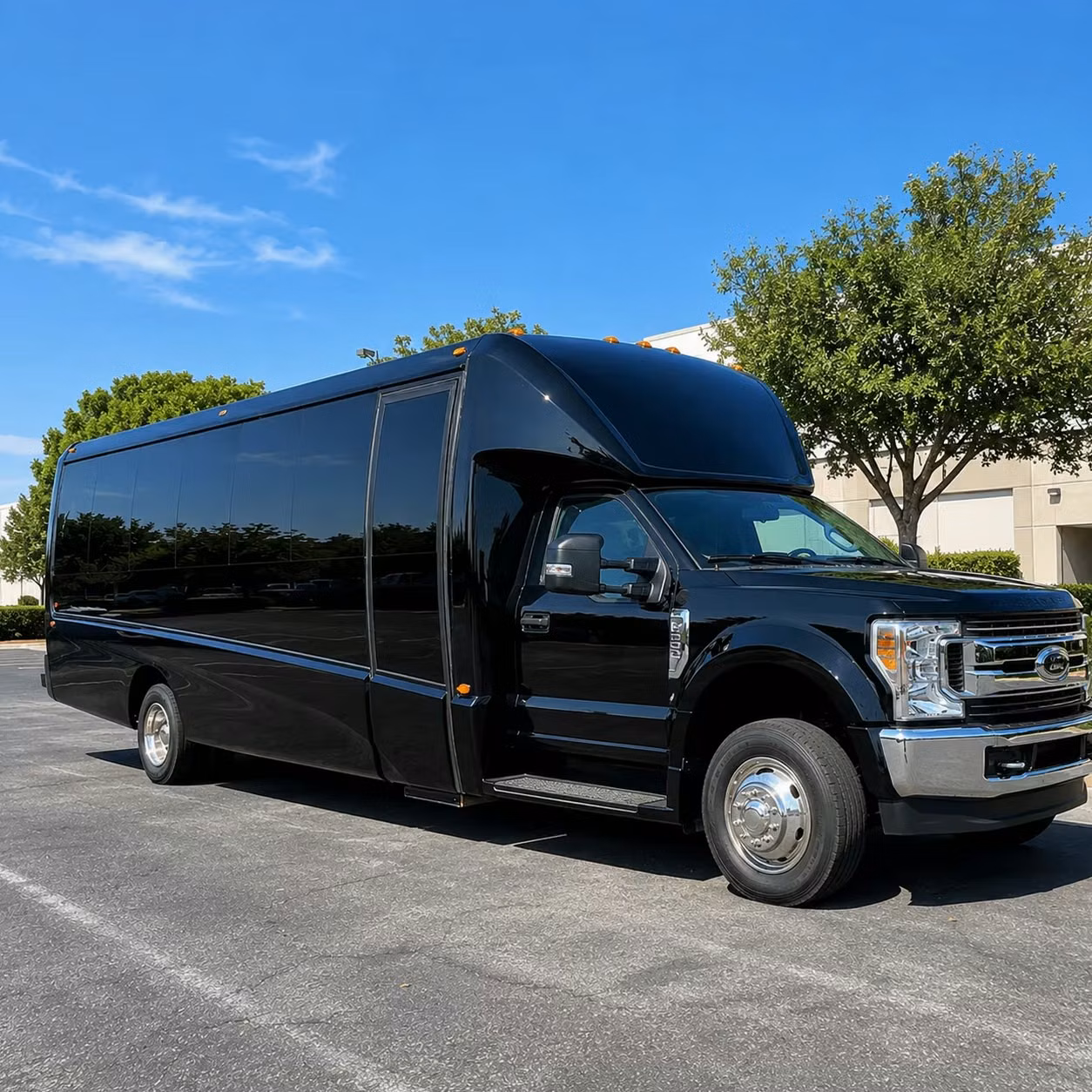 minibus rentals for smaller missouri city prom groups who want a private ride